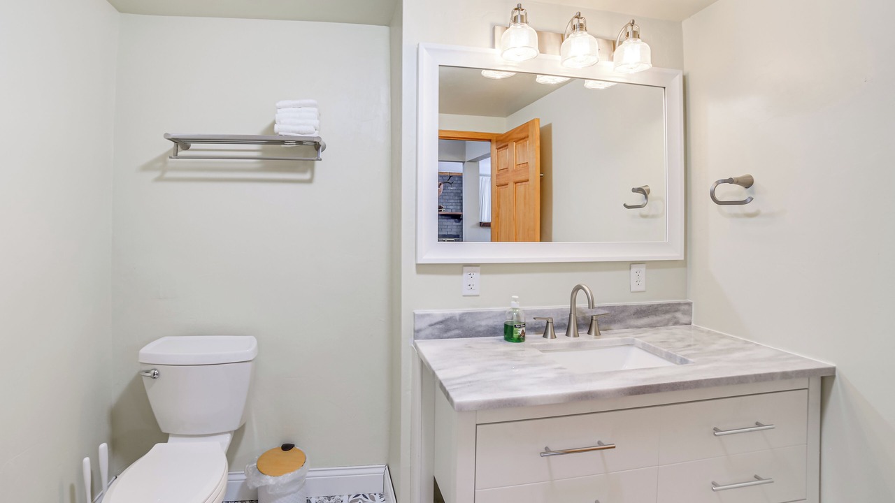 Photo of Bathroom in Suring