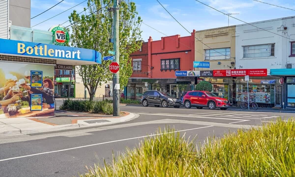 Photo of Others in McKinnon