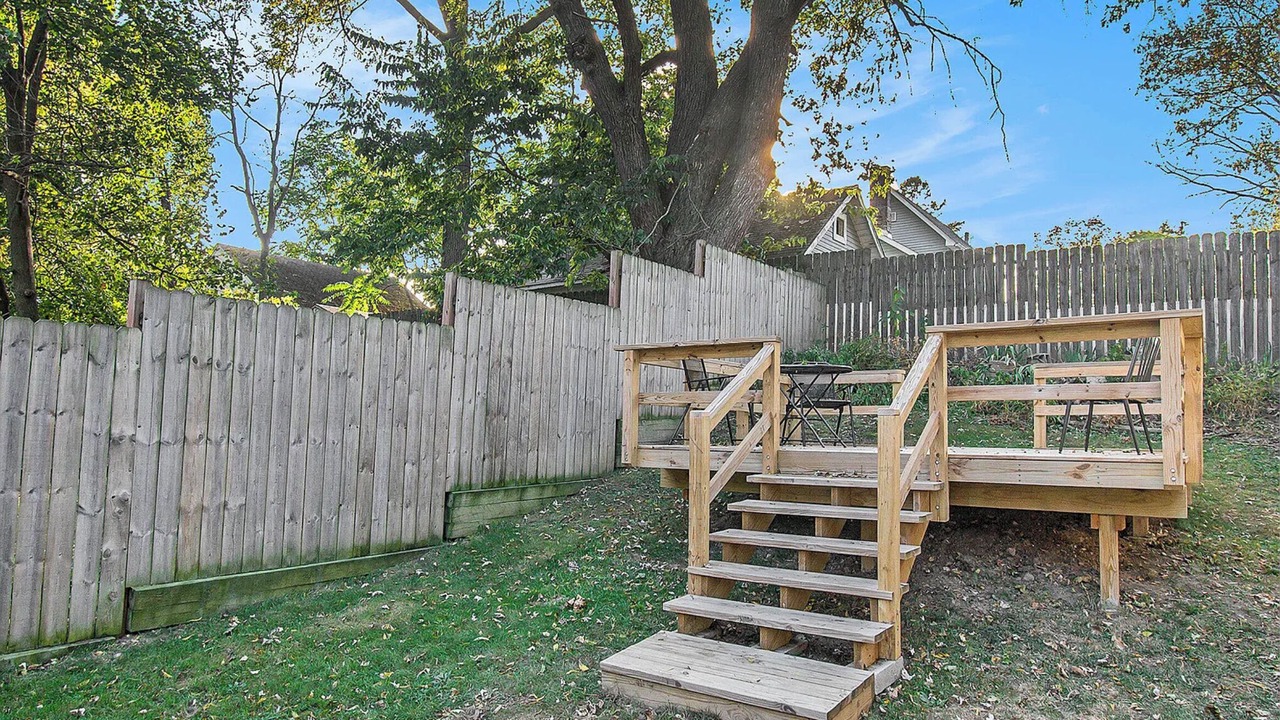Photo of Outdoor in Lansing