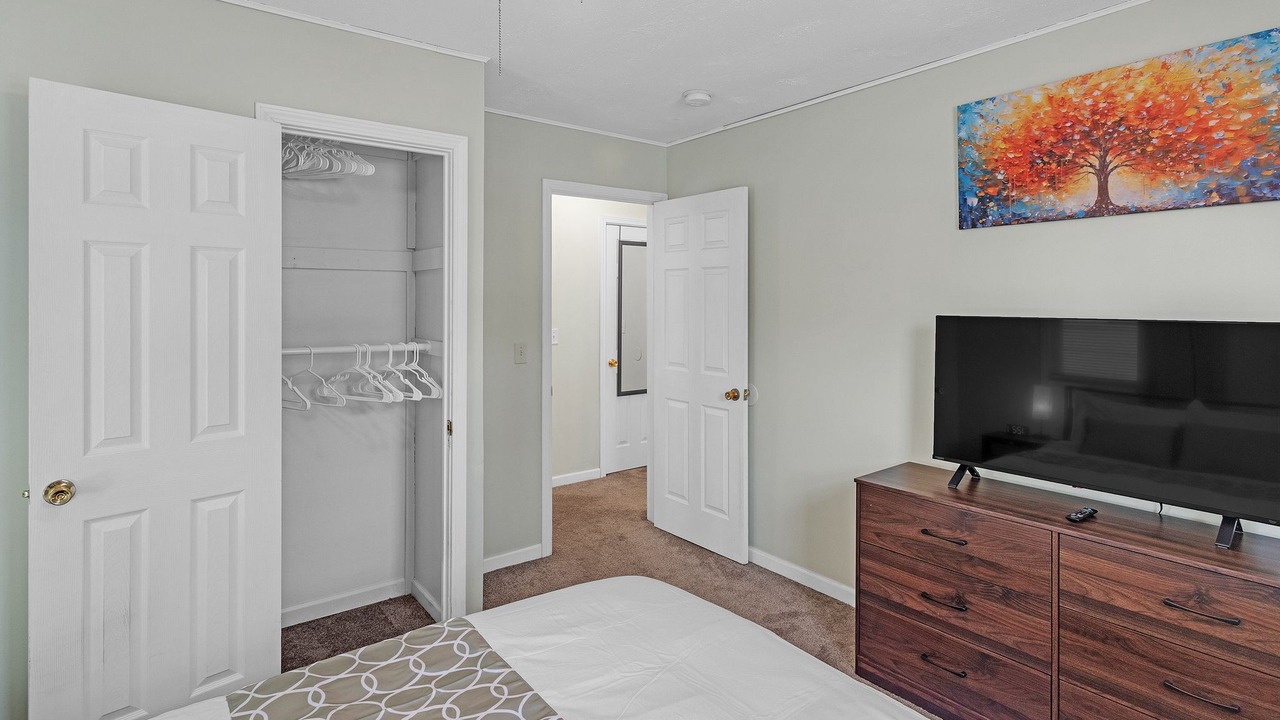 Photo of Bedroom in Lansing