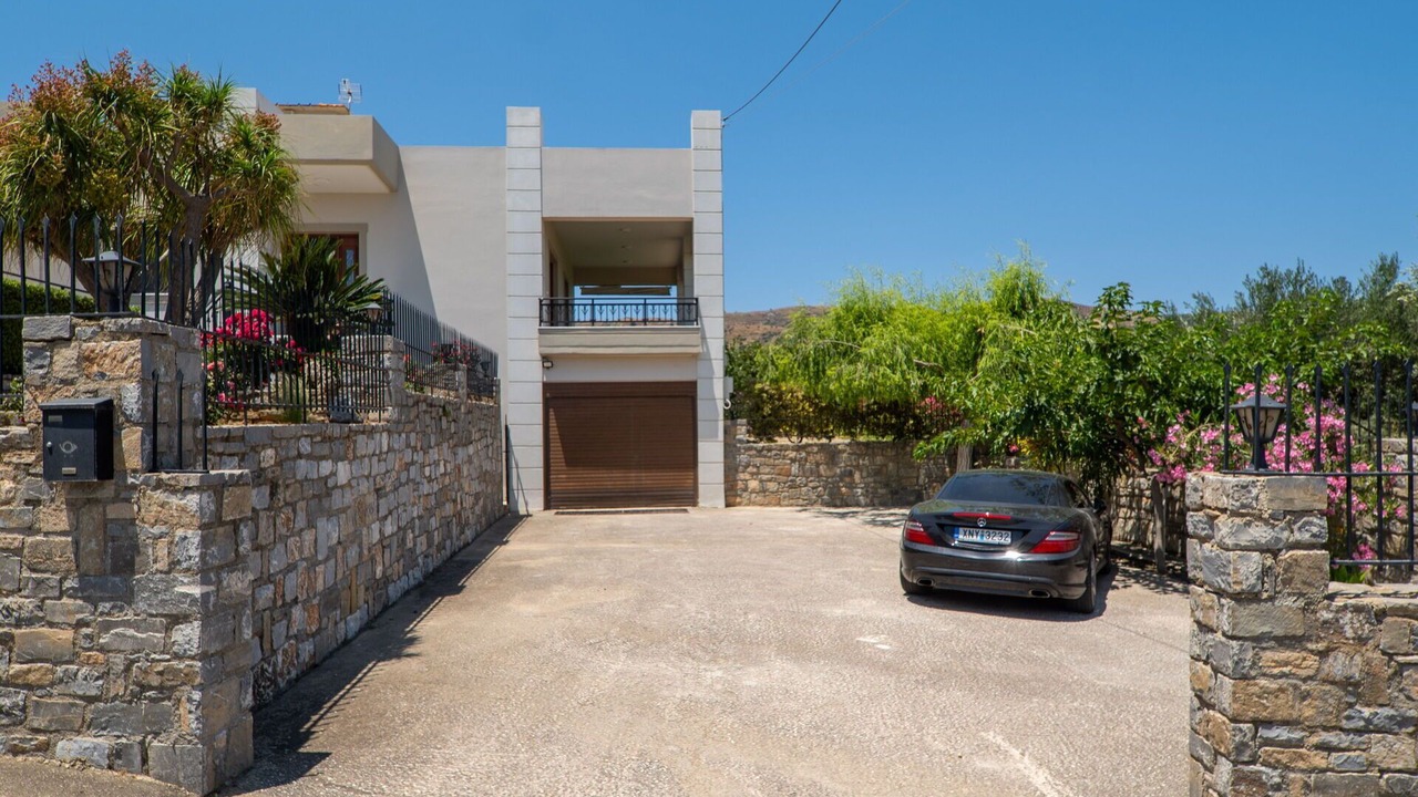 Photo of Outdoor in Galouvas