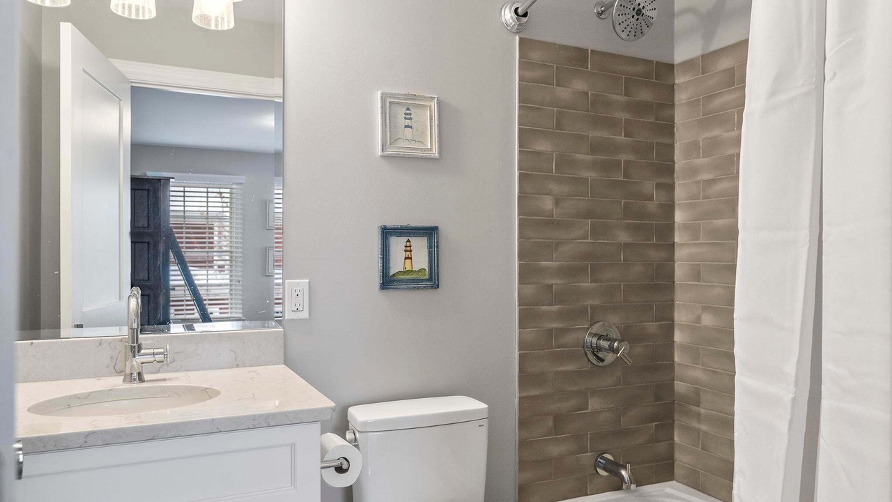 Photo of Bathroom in Bay Harbor