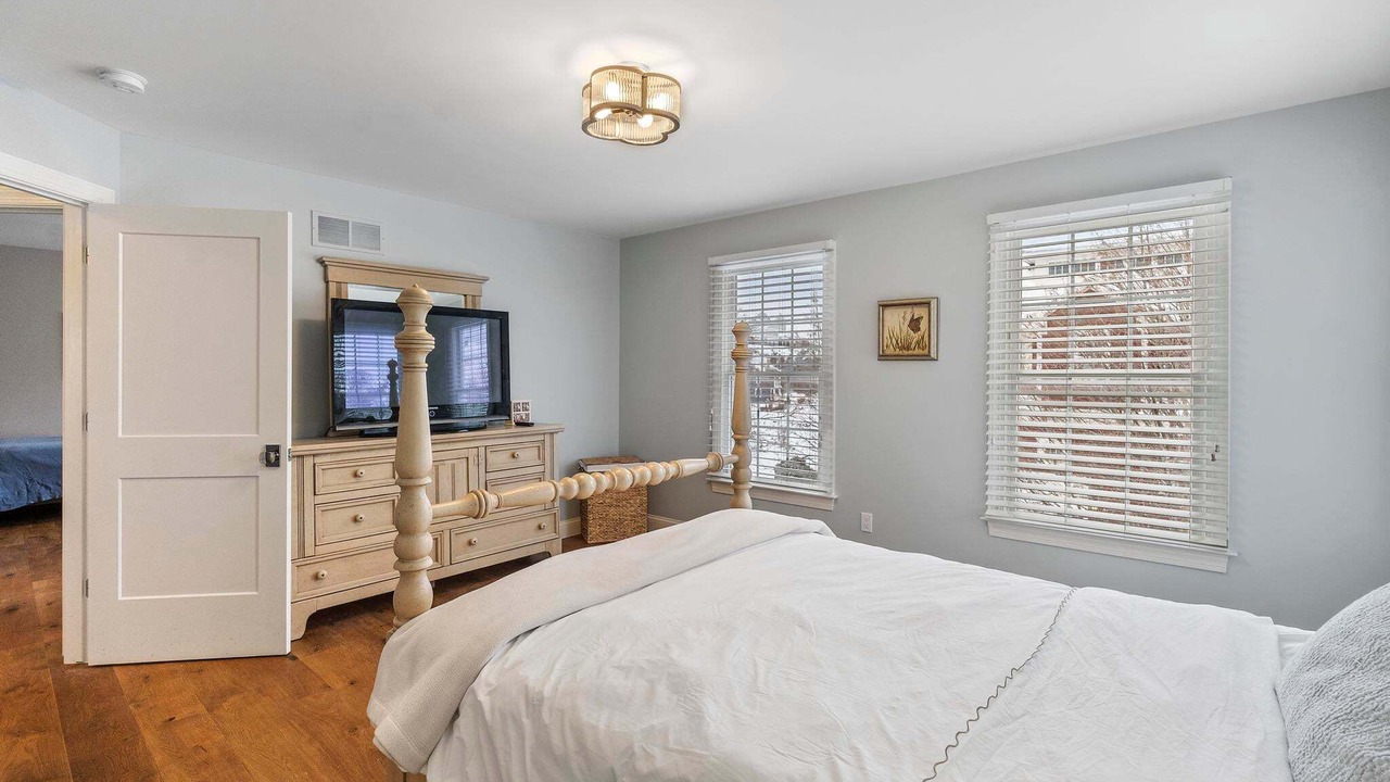 Photo of Bedroom in Bay Harbor
