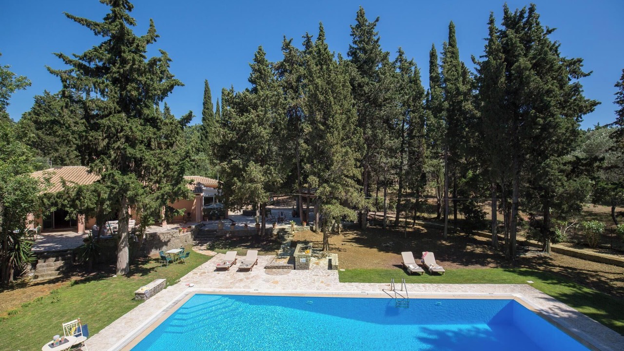Photo of Outdoor in Perama