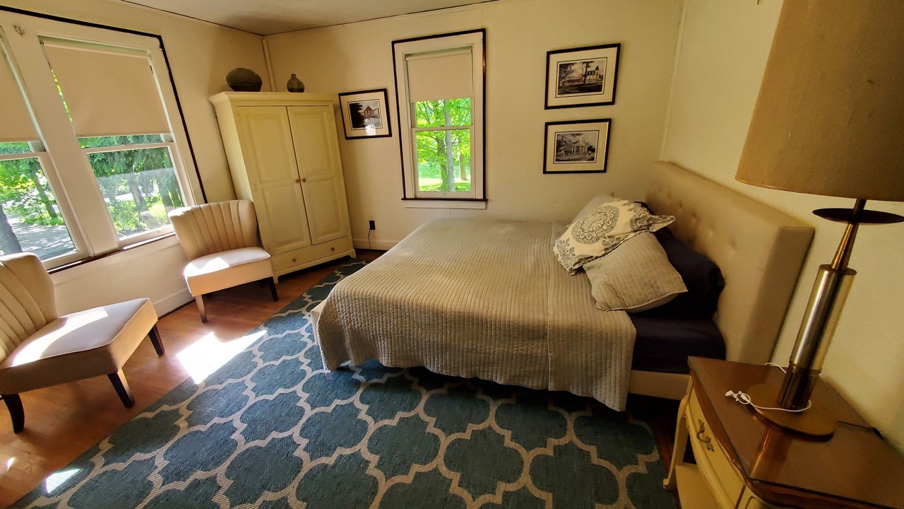 Photo of Bedroom in Fremont