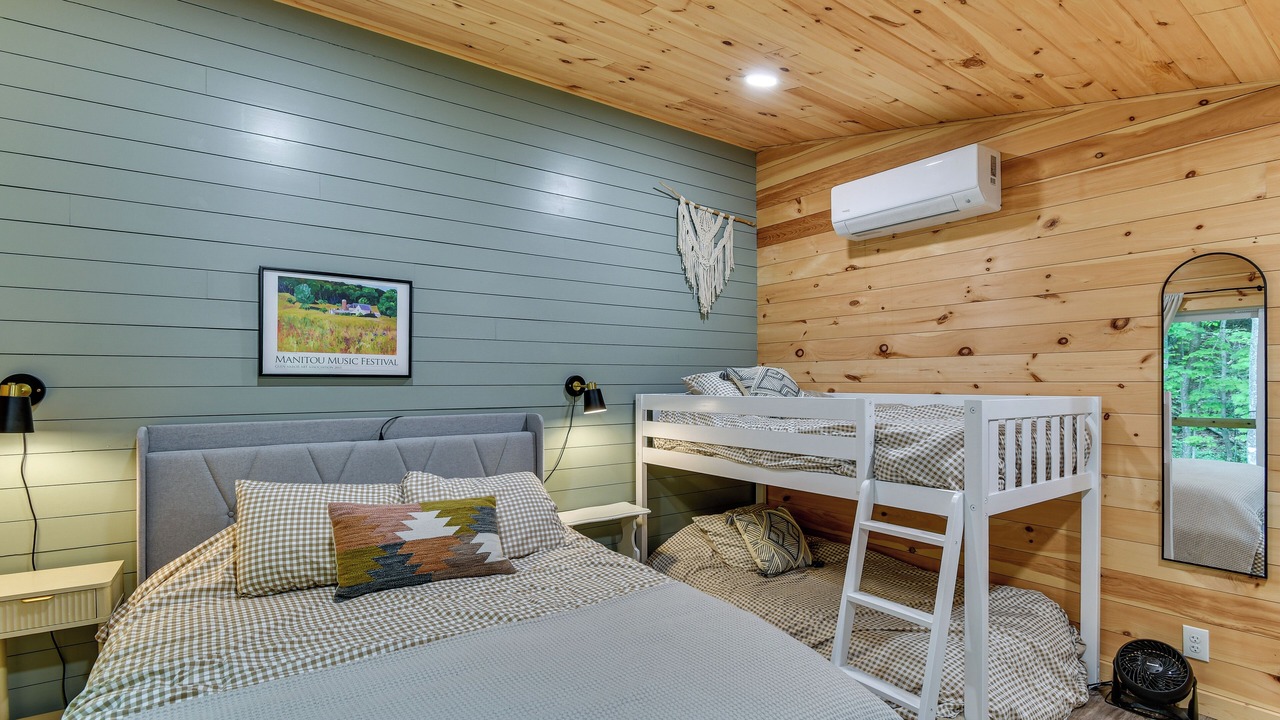 Photo of Bedroom in Empire
