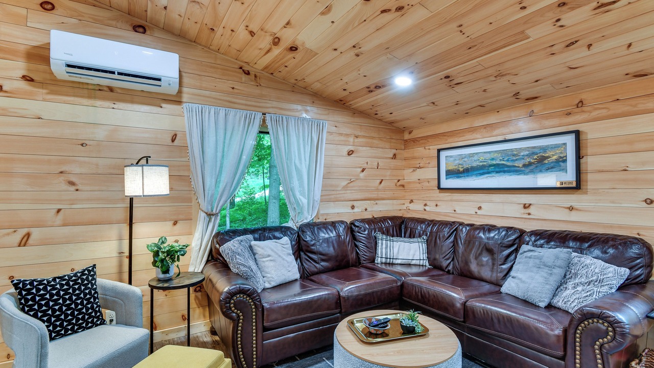 Photo of Livingroom in Empire