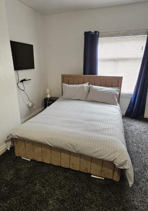 Photo of Bedroom in Oldbury