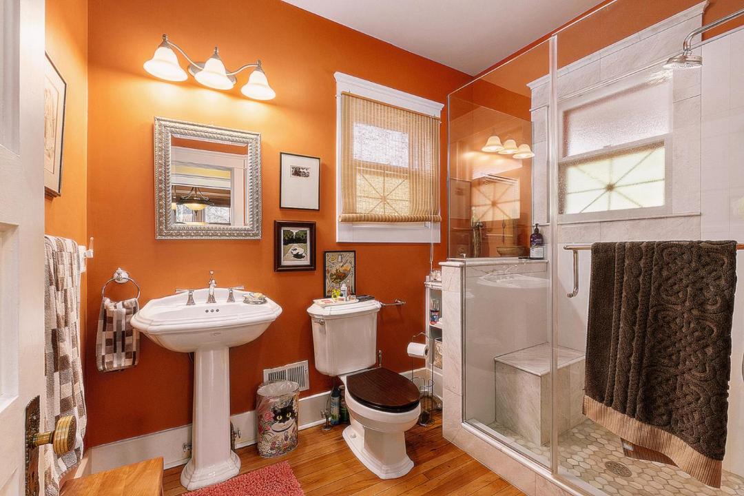 Photo of Bathroom in Old West Side