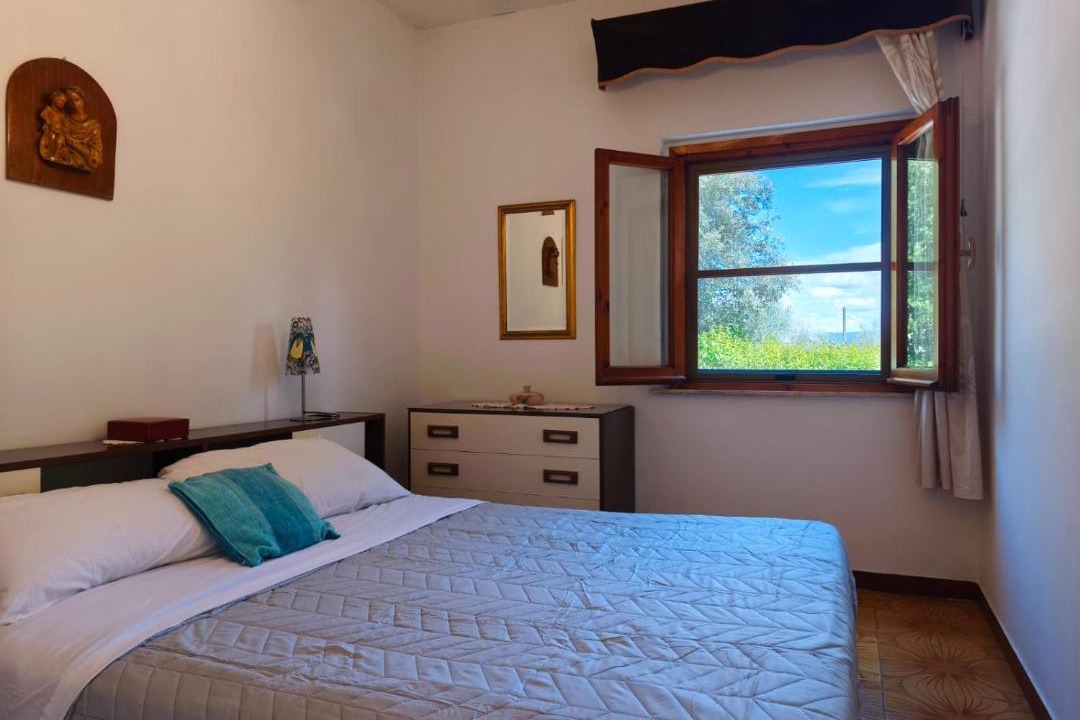 Photo of Bedroom in Collesalvetti