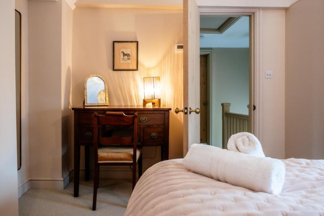 Photo of Bedroom in Bourton