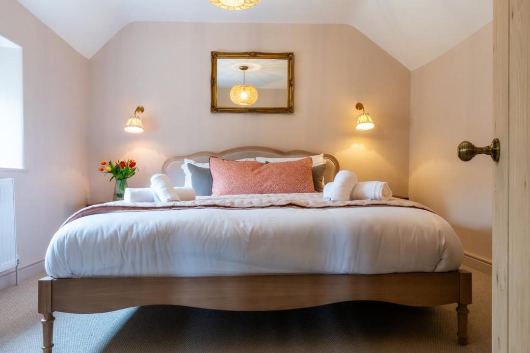 Photo of Bedroom in Bourton