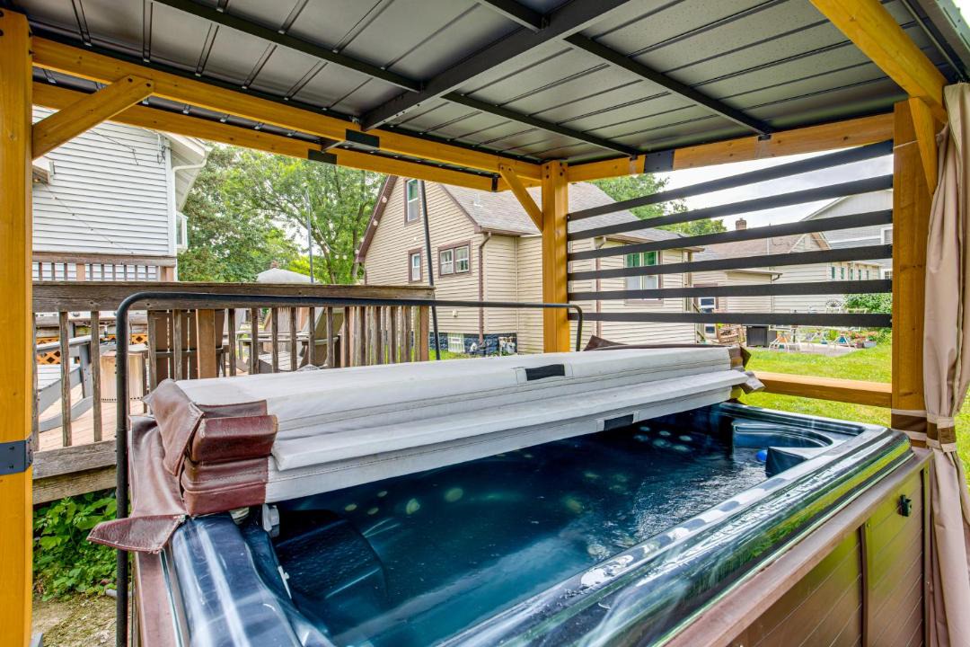 Photo of Patio Balcony in Westmont