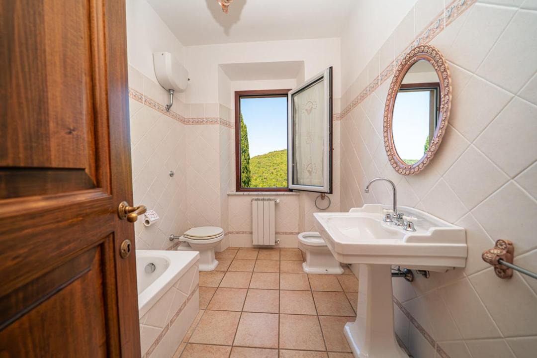 Photo of Bathroom in Pomarance