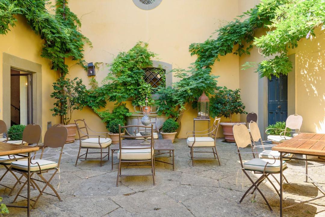 Photo of Others in Oltrarno