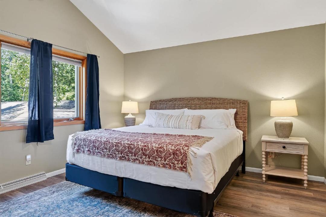 Photo of Bedroom in Sturgeon Bay