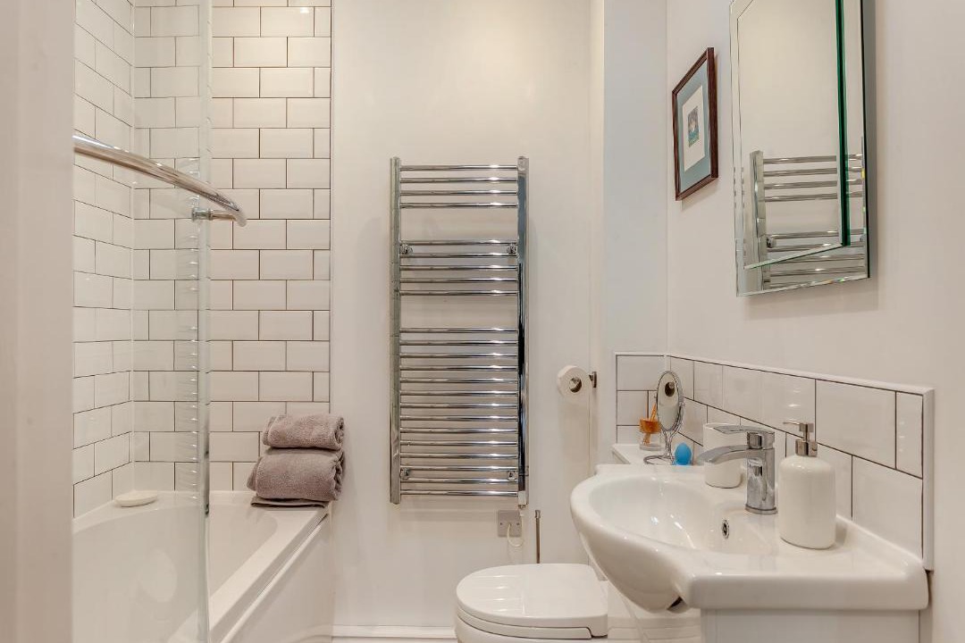 Photo of Bathroom in Tortworth