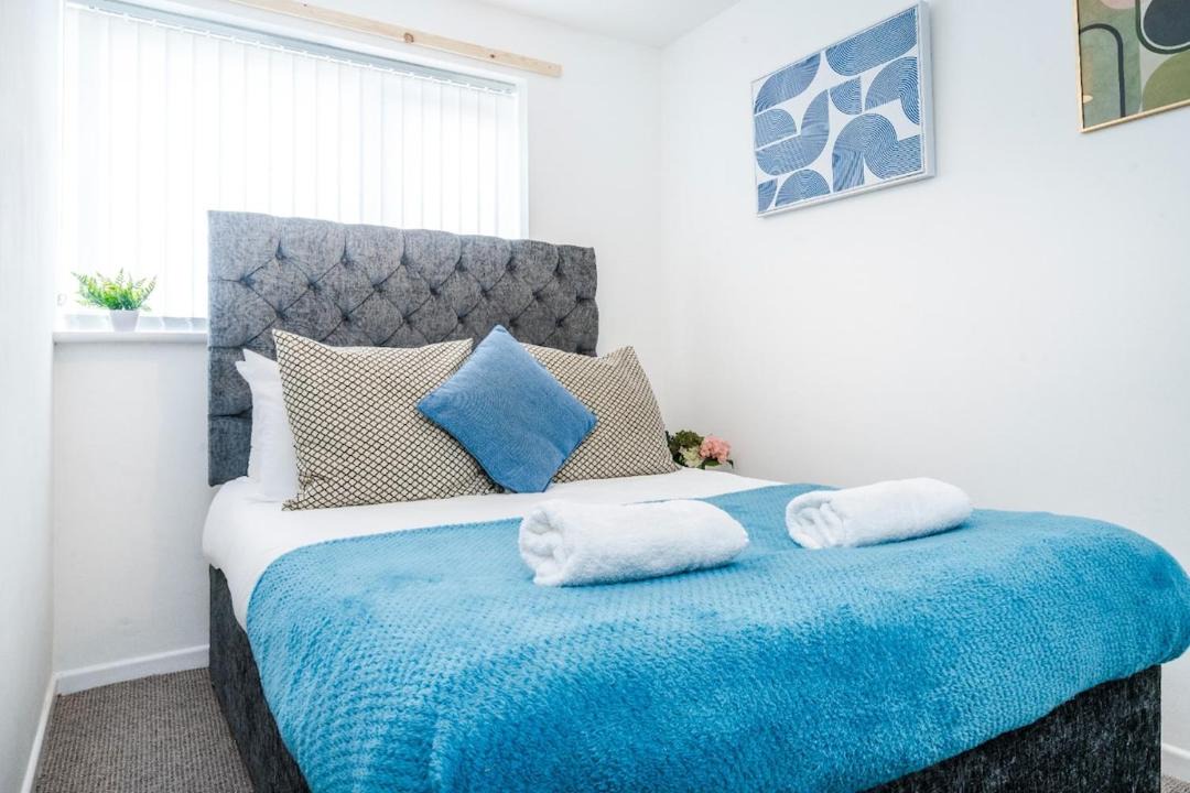 Photo of Bedroom in Oldbury