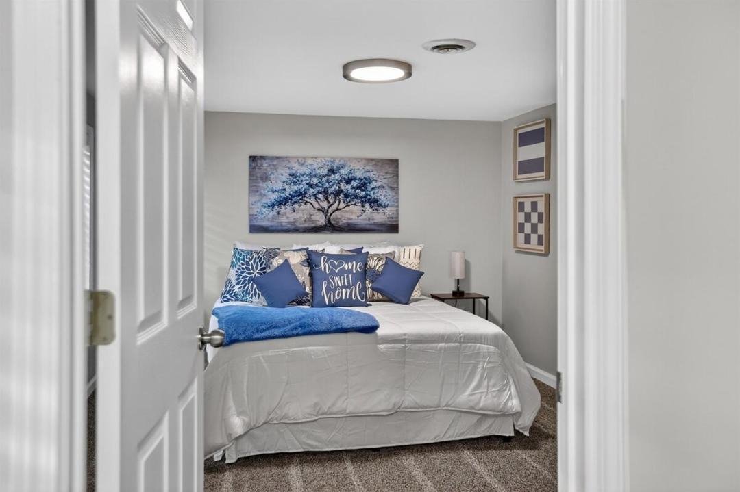 Photo of Bedroom in Bay City