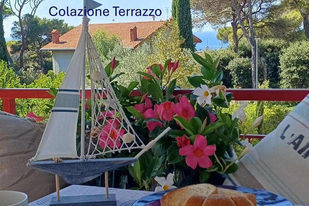 Photo of Patio Balcony in Castiglioncello