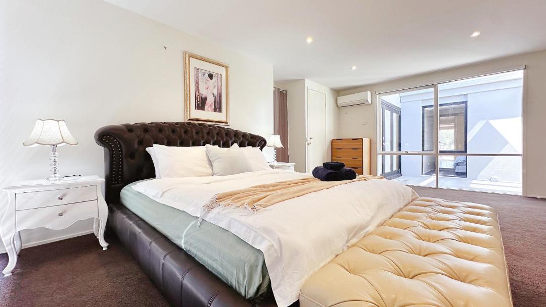 Photo of Bedroom in Patterson Lakes