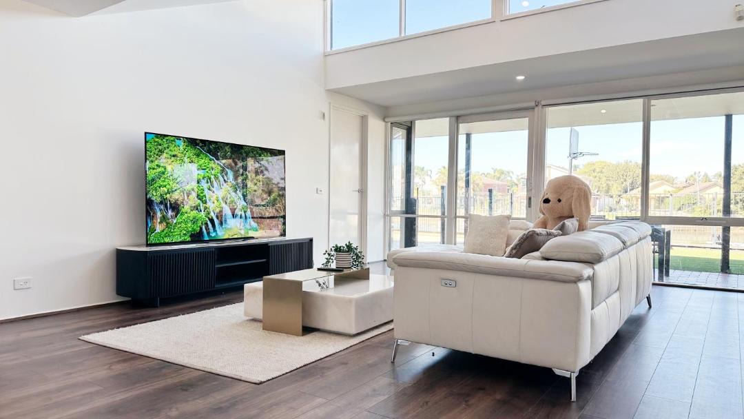 Photo of Livingroom in Patterson Lakes