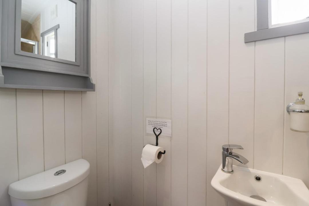 Photo of Bathroom in Nettleton