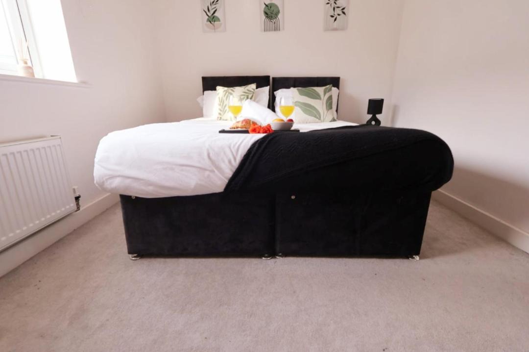 Photo of Bedroom in Shirley