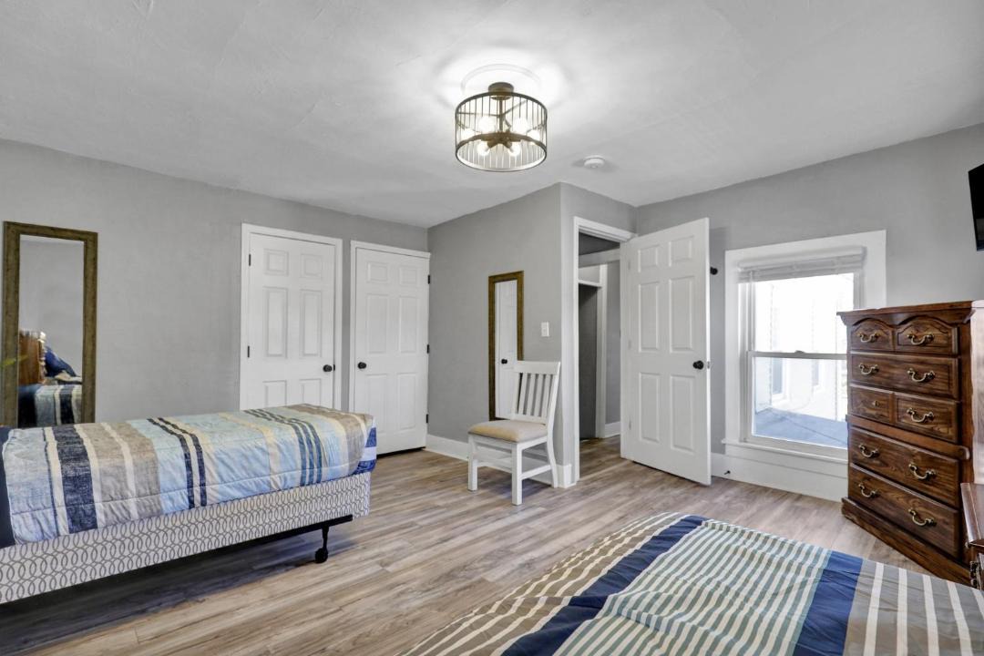 Photo of Bedroom in Lansing