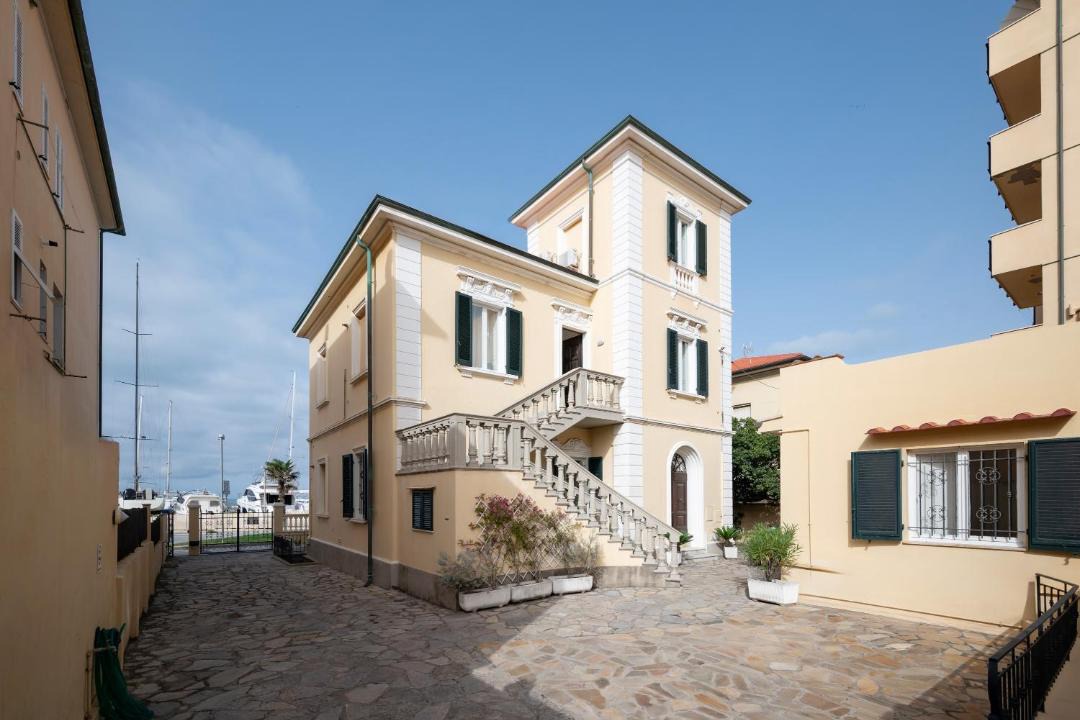 Photo of Others in San Vincenzo