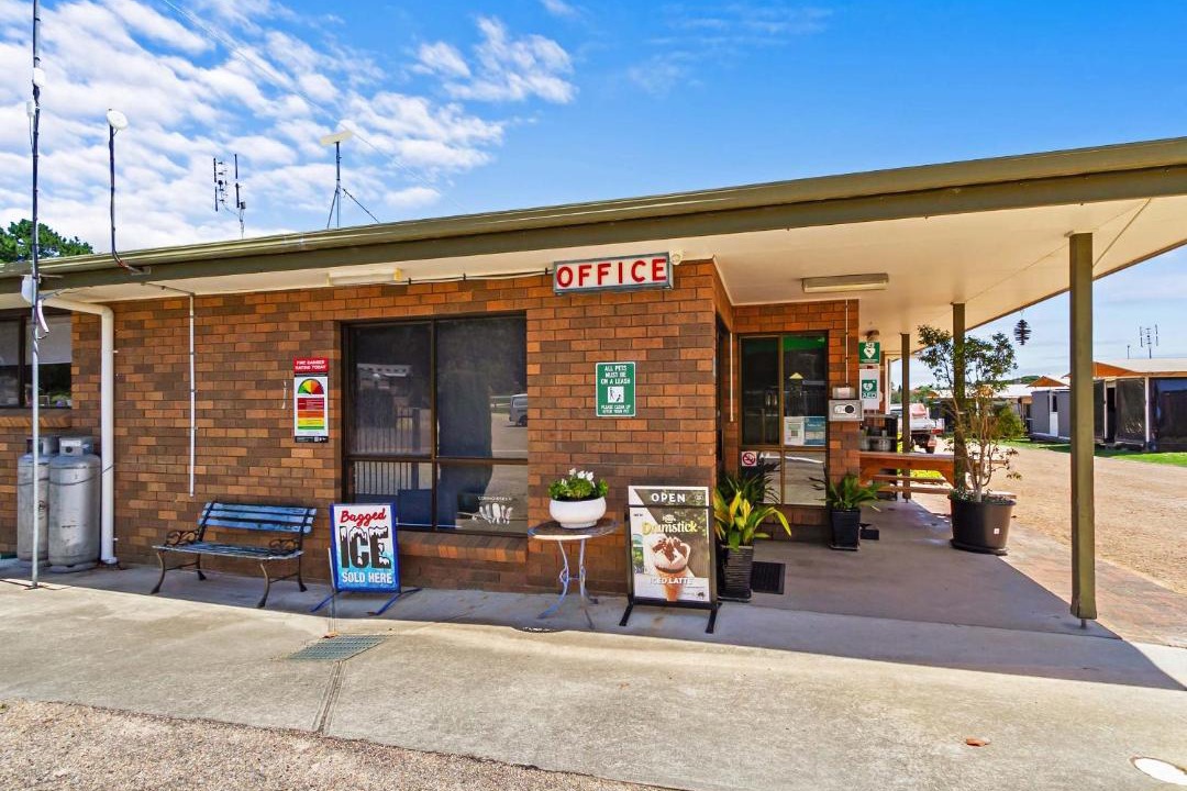 Photo of Others in Lakes Entrance