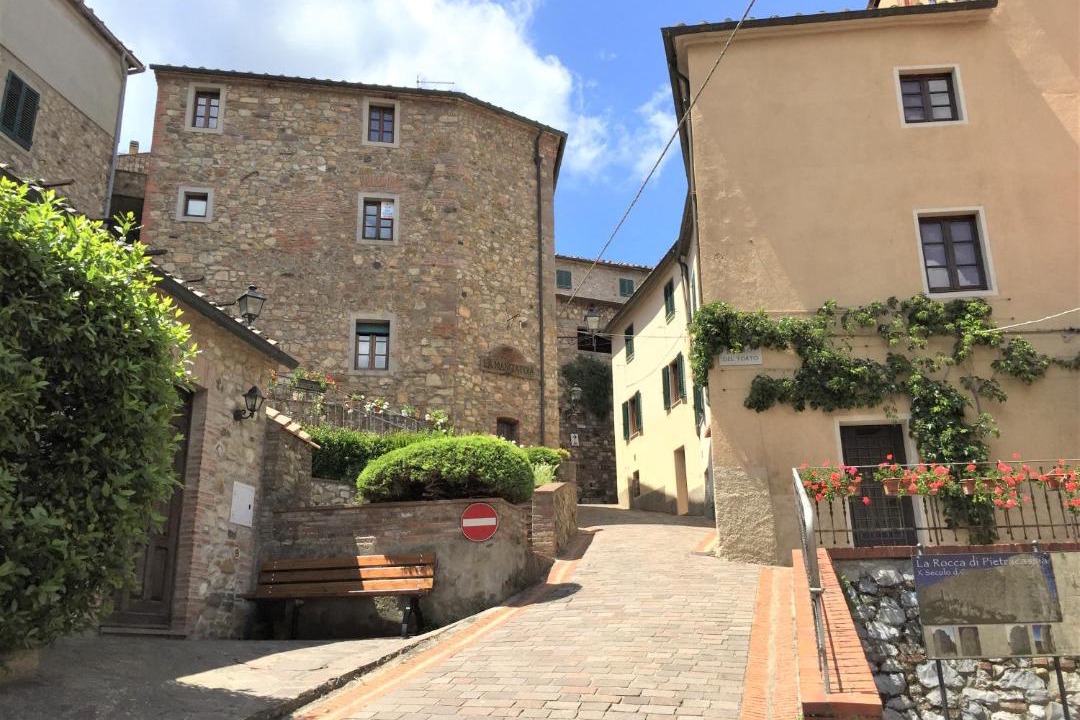 Photo of Buildings in Orciatico