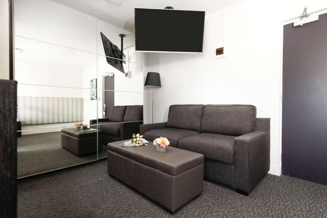 Photo of Livingroom in East Melbourne