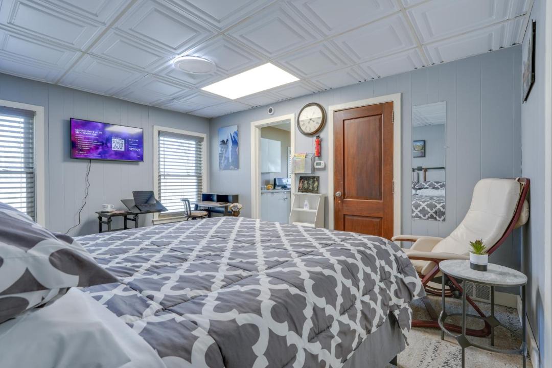 Photo of Bedroom in Kalamazoo