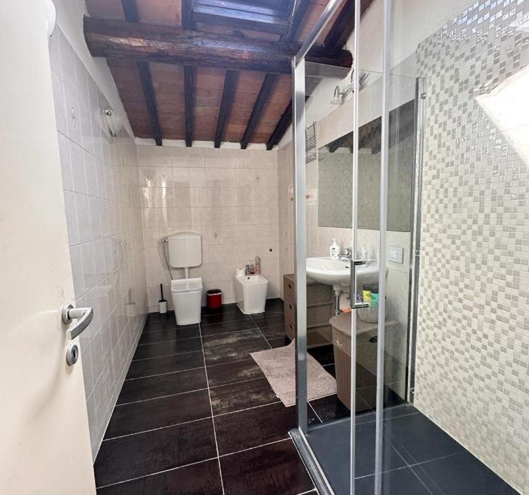 Photo of Bathroom in Peretola