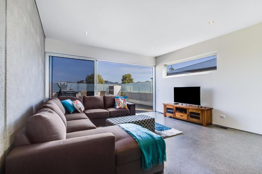 Photo of Livingroom in Safety Beach