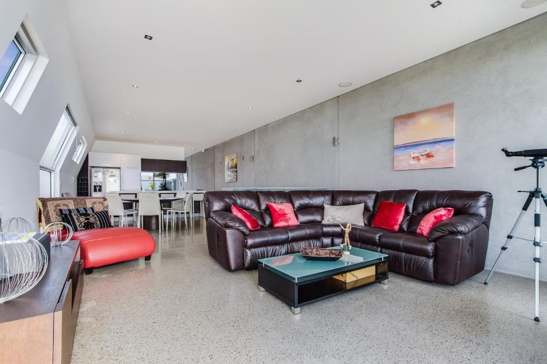 Photo of Livingroom in Safety Beach