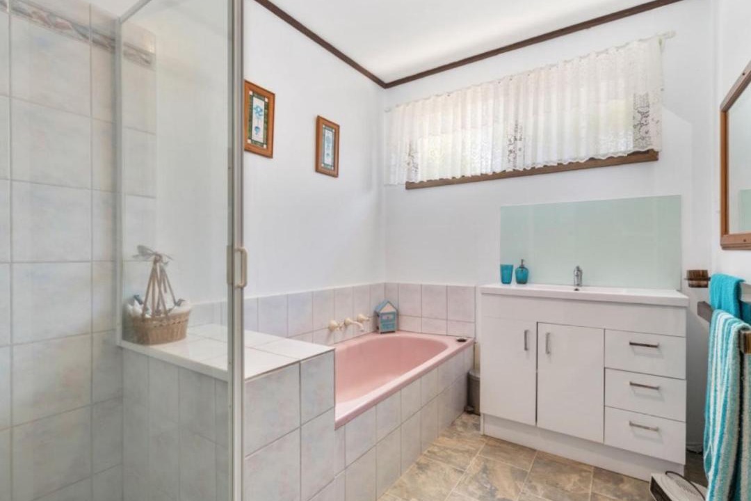 Photo of Bathroom in Tootgarook
