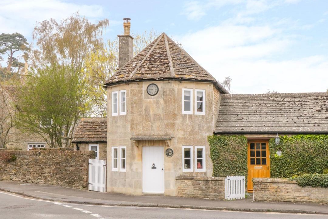 Photo of Buildings in Acton Turville