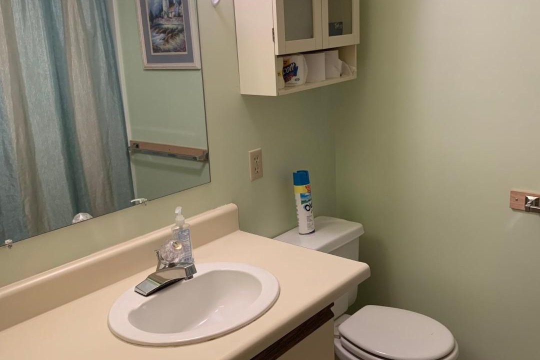 Photo of Bathroom in Oak Harbor