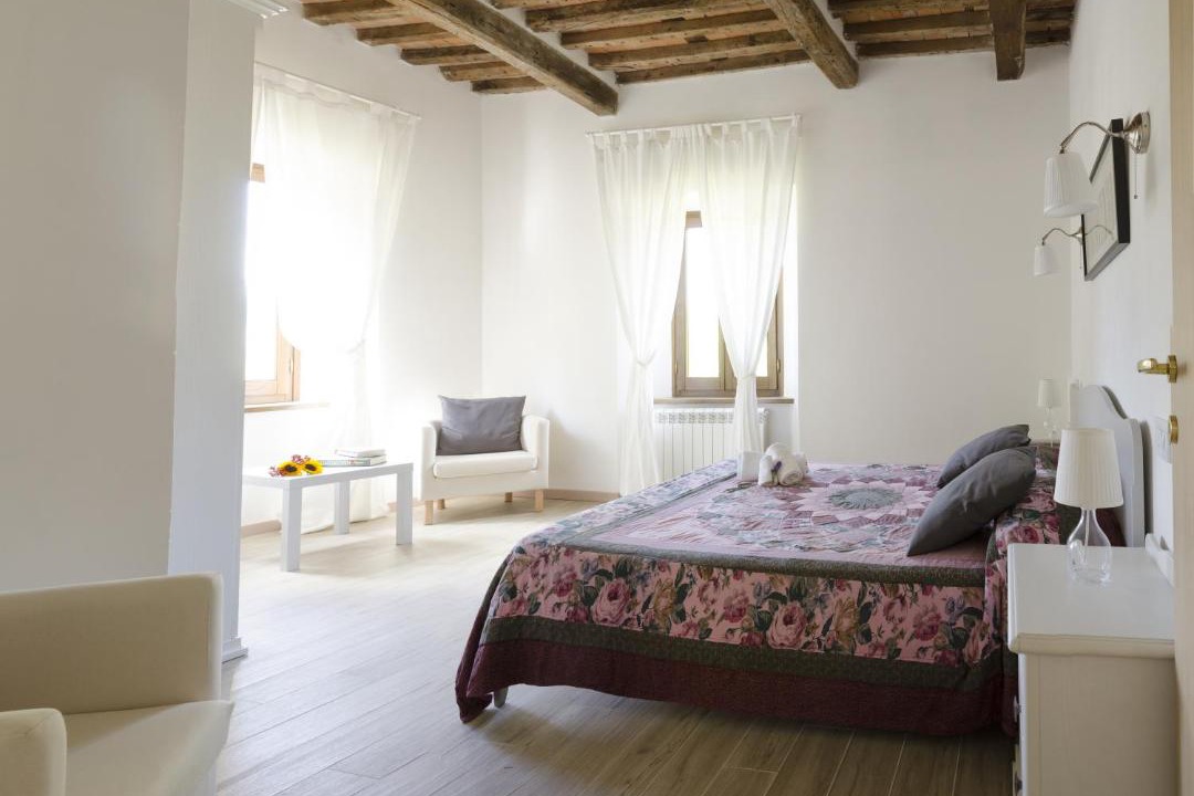Photo of Bedroom in Castiglione di Garfagnana
