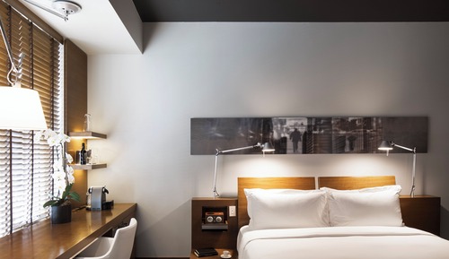 Classic Room, 1 Queen Bed