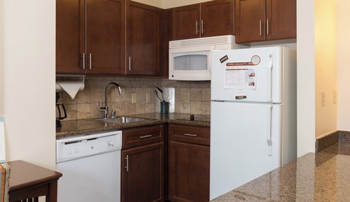 Suite, 2 Bedrooms, Kitchen