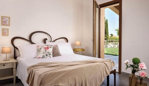 Villa, 2 Bedrooms, Garden Area