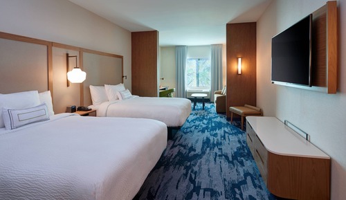 Suite, Multiple Beds, Hearing Accessible (Roll-in Shower)