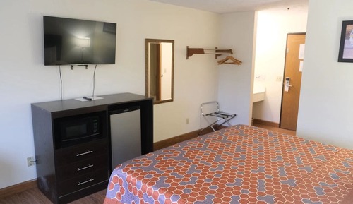 Standard Room, 1 King Bed