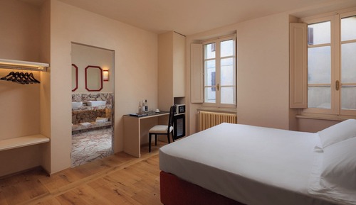 Deluxe Double Room, City View