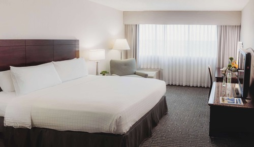 Standard Room, 1 Queen Bed
