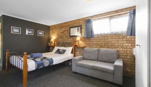 Deluxe Suite, 1 Queen Bed, Non Smoking (Deluxe Spa)