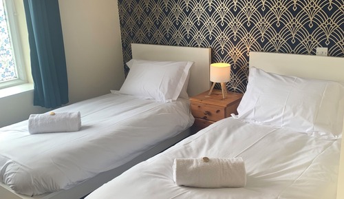 Classic Twin Room